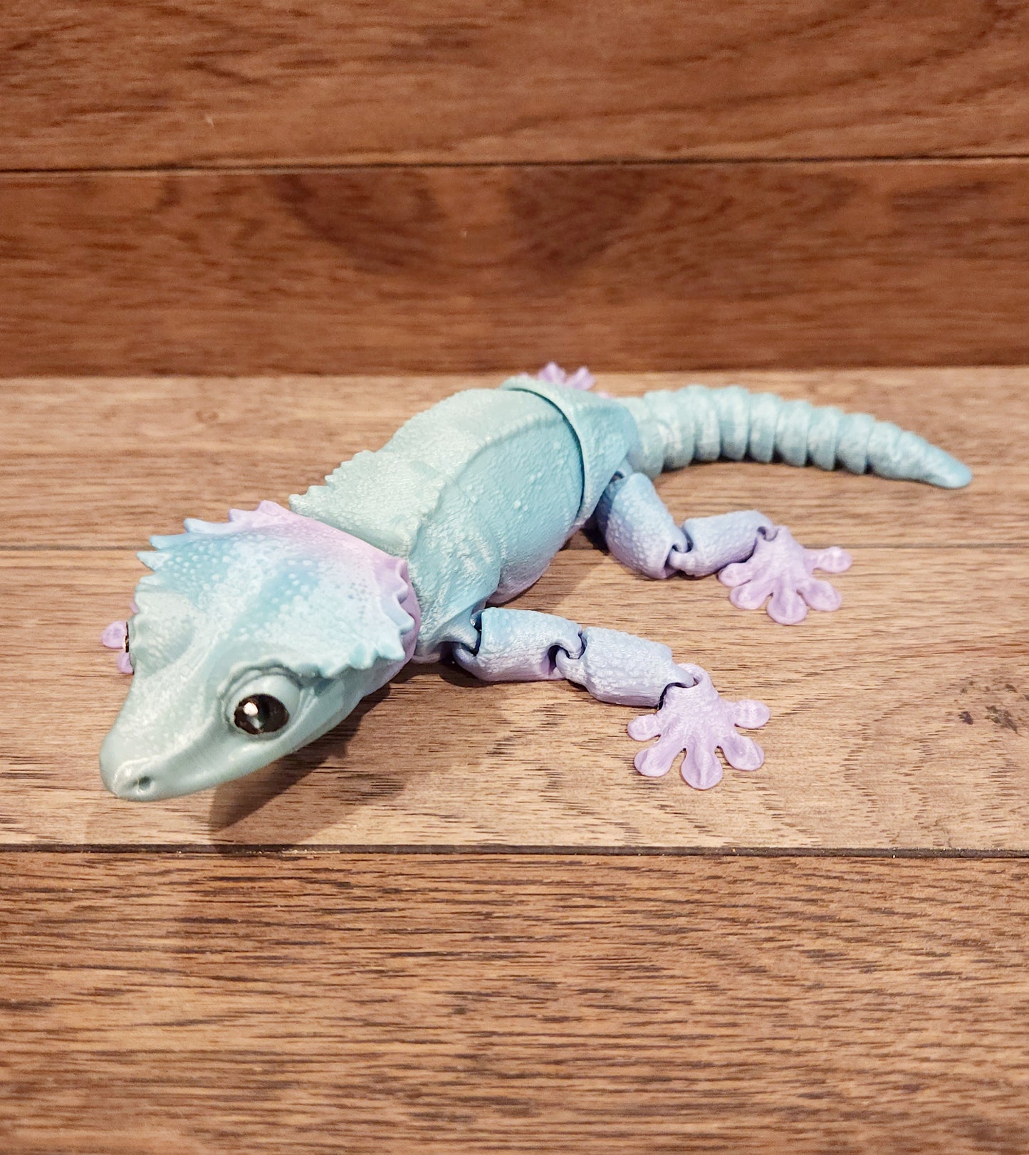 Crested Gecko – Strung Over Creations - Main Image